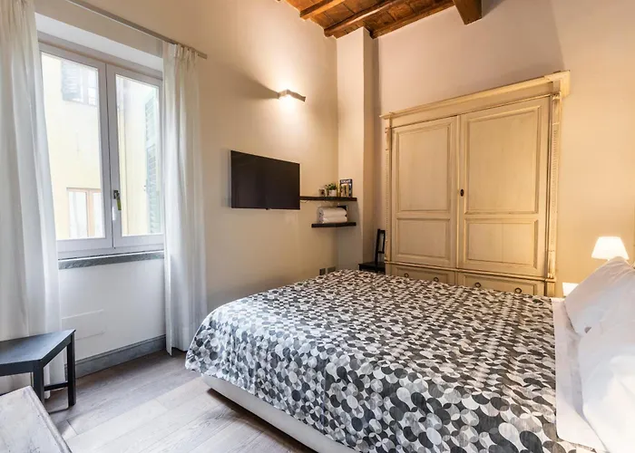 Cosy In Glamorous Santo Spirito Lägenhet Florens