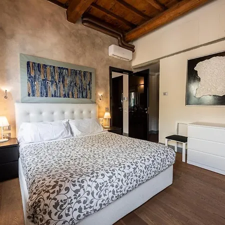 아파트 Cosy In Glamorous Santo Spirito 피렌체
